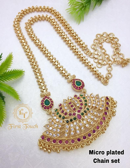 Chain and Pendant Gold Finish (FZ)